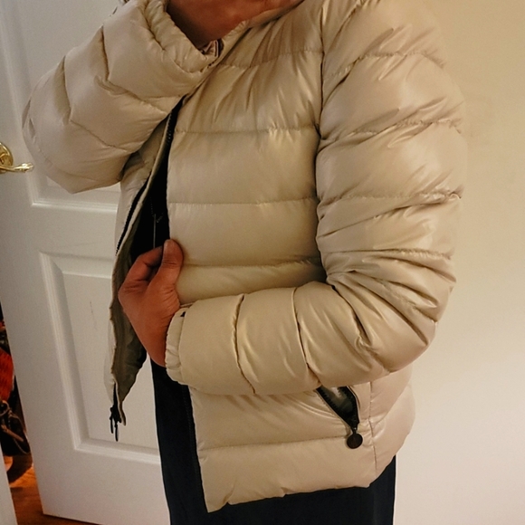 Moncler down jacket - Picture 3 of 16